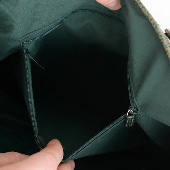 GUCCI Beige & Green GG Sherry Canvas Web Handle Tote Purse Bag - Picture 16 of 17